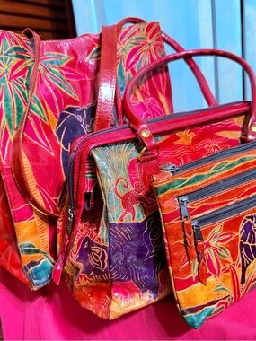 Hand-Painted Multicolor Leather Tote , Purse and Wallet/Clutch. 1980’s to 1990’s